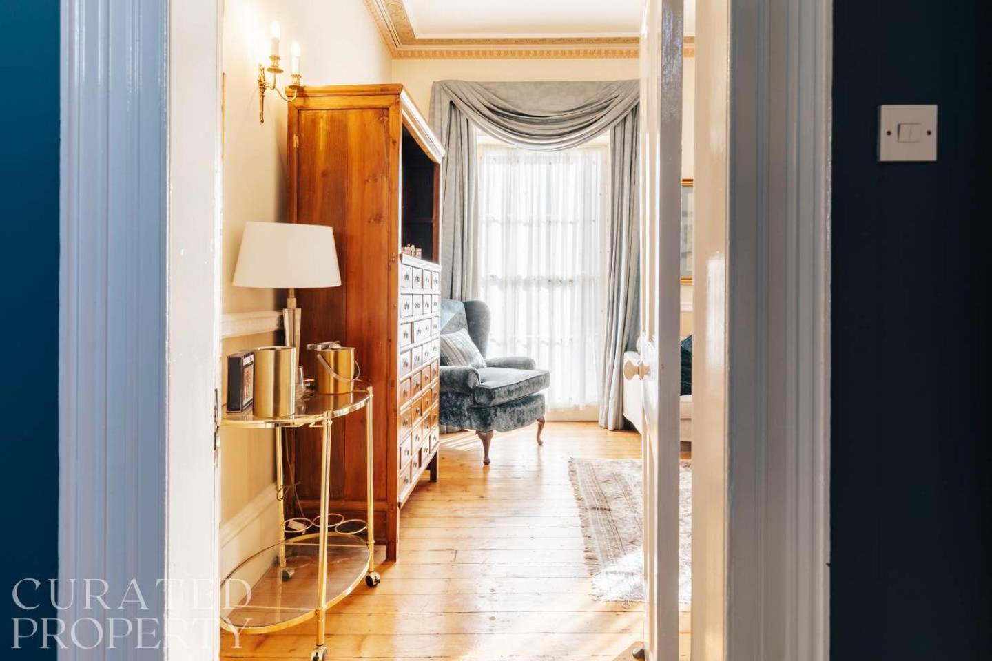 Central Townhouse With Garden & Free Parking バース エクステリア 写真