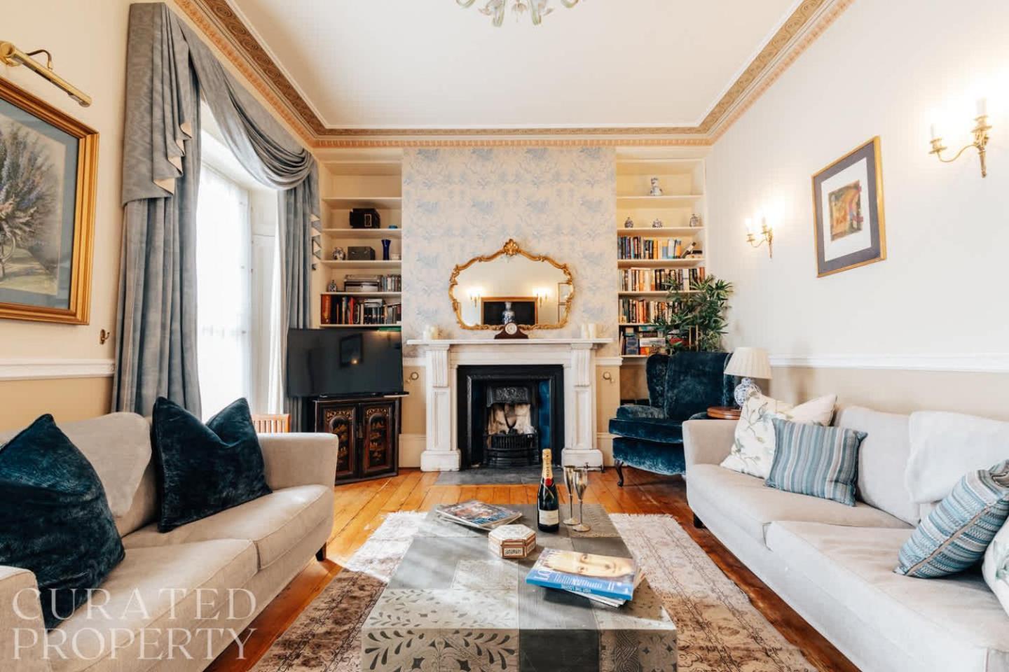 Central Townhouse With Garden & Free Parking バース エクステリア 写真